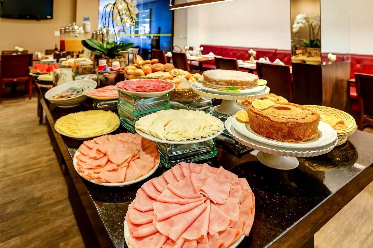 Cordilheira Hotel แซร์ฮาเนกรา ภายนอก รูปภาพ